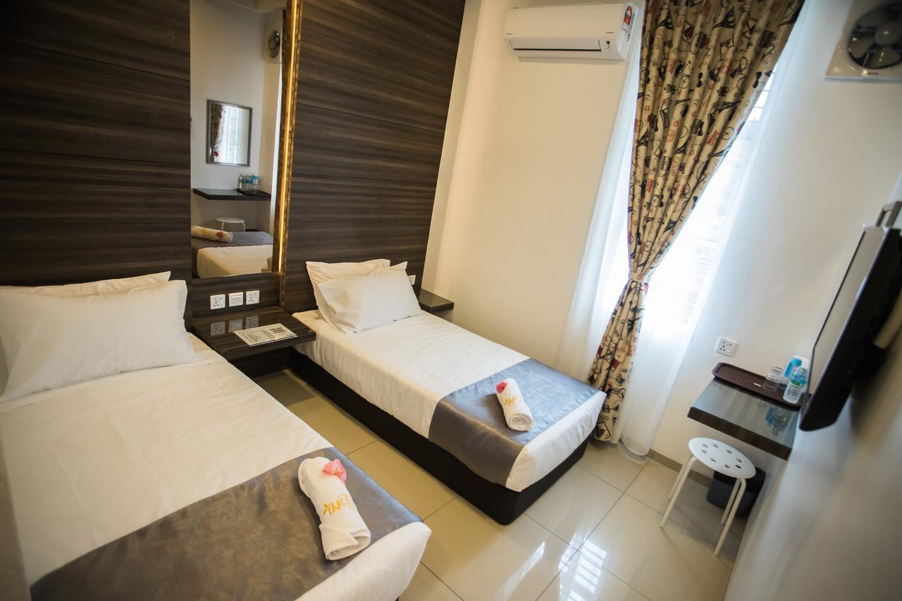 IM 96 Villa Kuantan Esterno foto