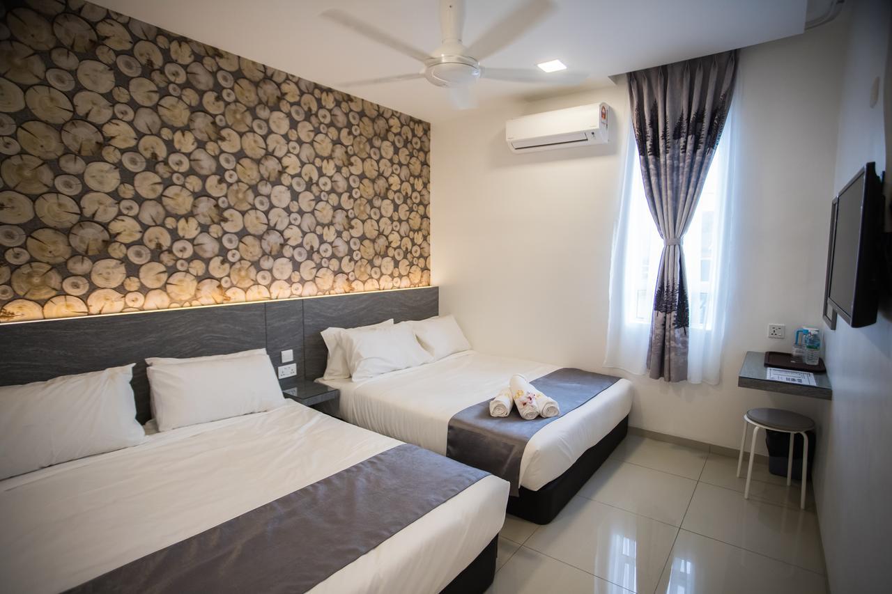 IM 96 Villa Kuantan Esterno foto
