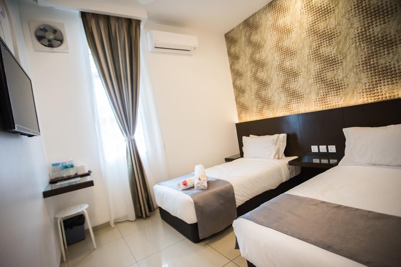 IM 96 Villa Kuantan Esterno foto