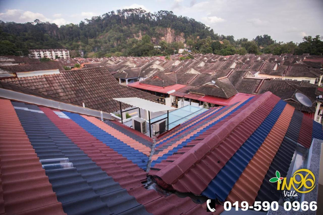 IM 96 Villa Kuantan Esterno foto